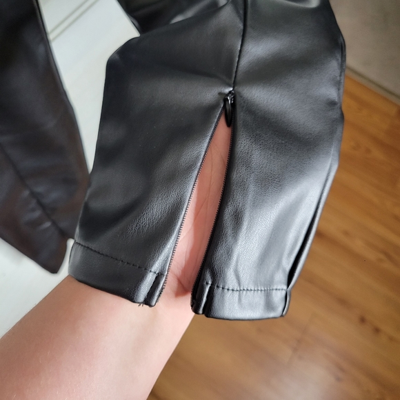 Bohme Karina Black Faux Vegan Leather High Rise Pull-On Pants XS (00-0) EUC - Picture 7 of 14